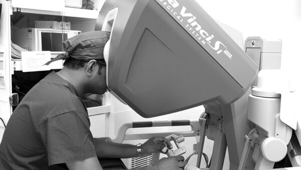 robotic surgery specialist