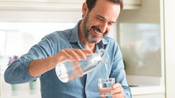 drinking water - for good bladder health